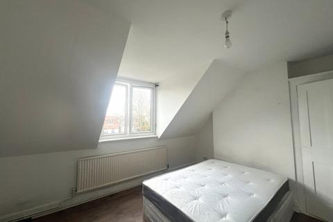 undefined, Woodbourne Avenue, SW16