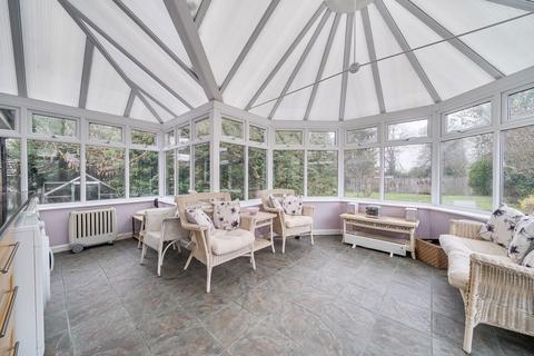 3 bedroom detached bungalow for sale, Homesteads Road, Basingstoke RG22 5LQ
