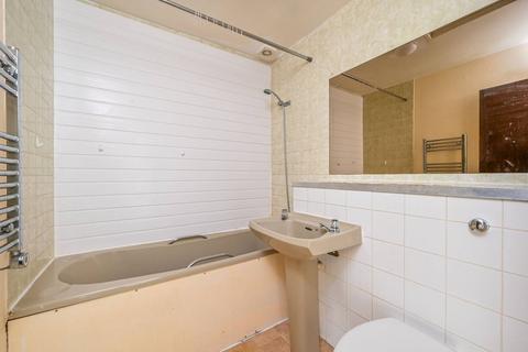 1 bedroom flat for sale, Beckton, E6, Royal Docks, London, E6