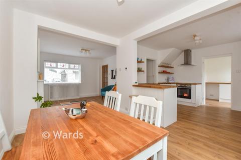 3 bedroom end of terrace house for sale, Orchard Avenue, Deal, Kent