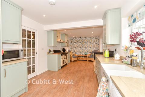 undefined, Kings Platt, Shipley, Nr Horsham, West Sussex