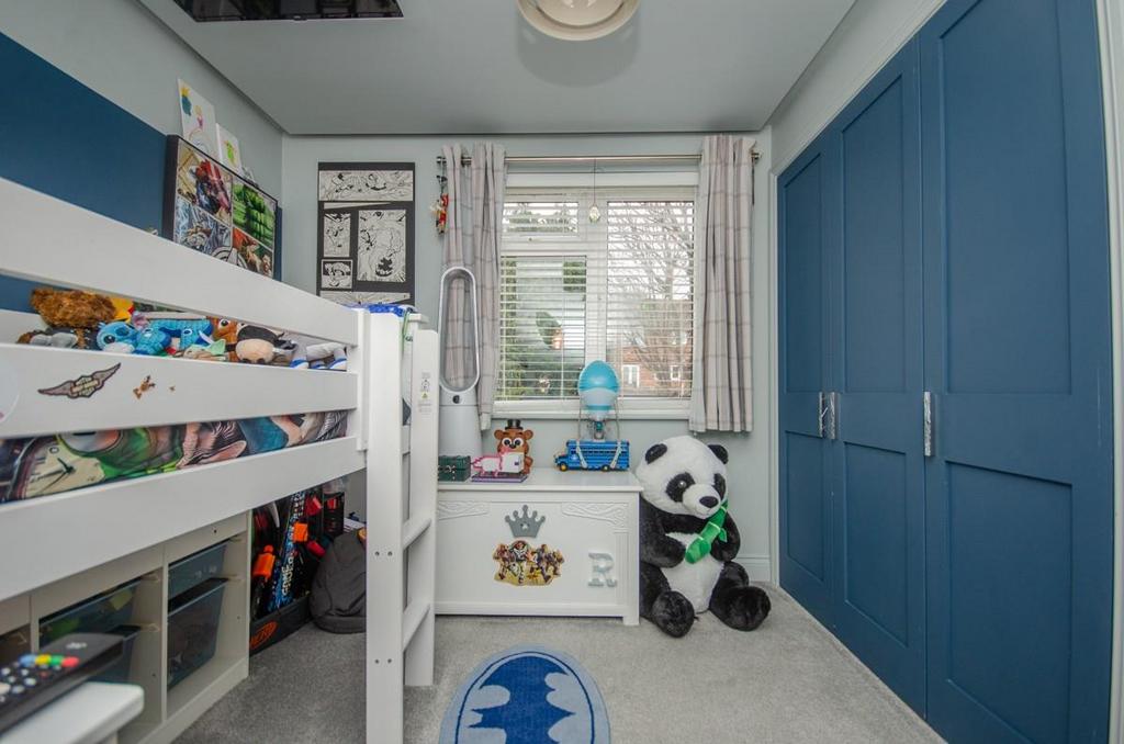Bedroom 2 pic 2.jpg