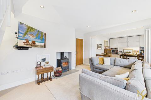 3 bedroom detached house for sale, Worcestershire WR5