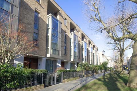 3 bedroom terraced house to rent, Bonchurch Road, London W10