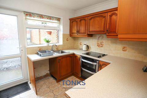 3 bedroom end of terrace house for sale, Corngreaves Road, Cradley Heath B64