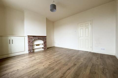 2 bedroom terraced house to rent, Wakefield Road, Scissett, Huddersfield HD8 9HR