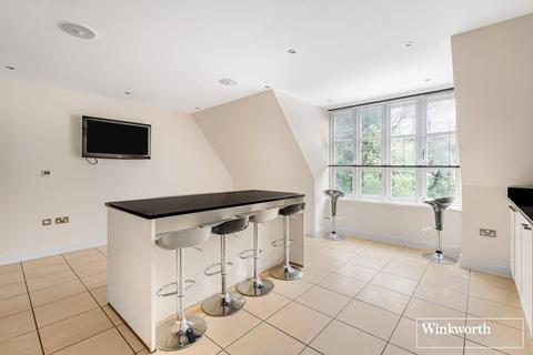 3 bedroom apartment for sale, London Road, Sunningdale, Ascot, Berkshire, SL5