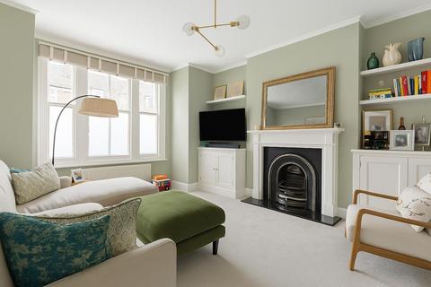 2 bedroom flat for sale, Waldron Road, Earlsfield, London, SW18