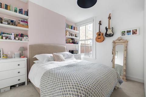 2 bedroom flat for sale, Waldron Road, Earlsfield, London, SW18