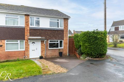 2 bedroom end of terrace house for sale, Rissington Close, Cheltenham GL51