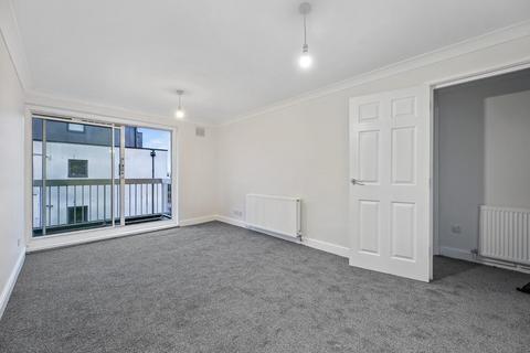 undefined, Gunnersbury Lane, Acton