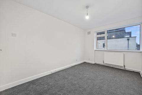 undefined, Gunnersbury Lane, Acton