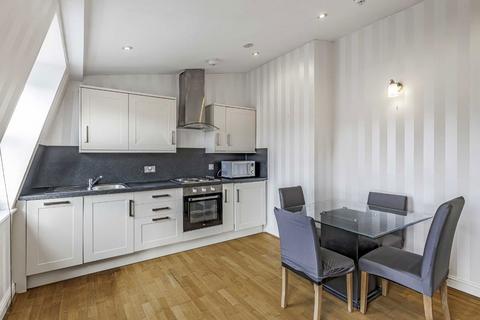 1 bedroom flat to rent, Claverton Street, London SW1V