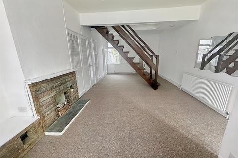 2 bedroom terraced house for sale, Broxbourne Road, Forest Gate