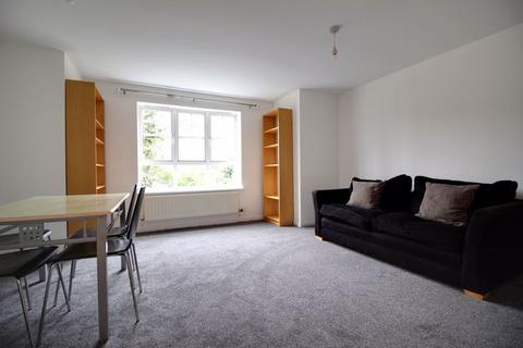 2 bedroom apartment to rent, Seymour Court, Raleigh Street, Radford