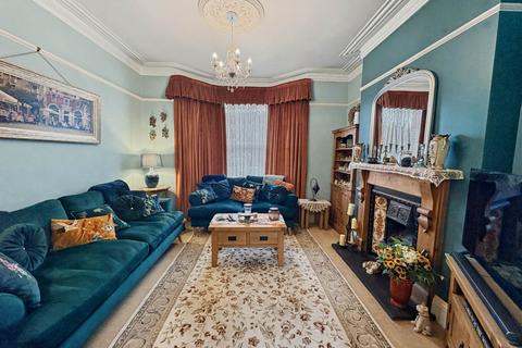 3 bedroom terraced house for sale, Billacombe Road, Plymouth PL9
