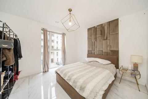 2 bedroom flat for sale, Perryfield Way, London NW9