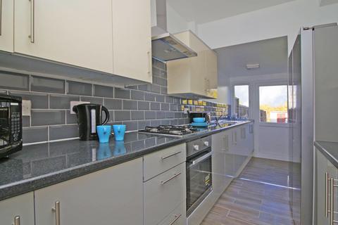 1 bedroom in a house share to rent, Abbots Way, Beckenham BR3
