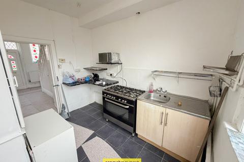 undefined, Oak Road Luton LU4 8AA