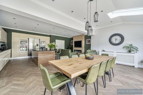 5 bedroom semi-detached house for sale, Repton Gardens, Gidea Park