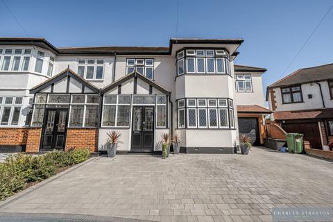5 bedroom semi-detached house for sale, Repton Gardens, Gidea Park