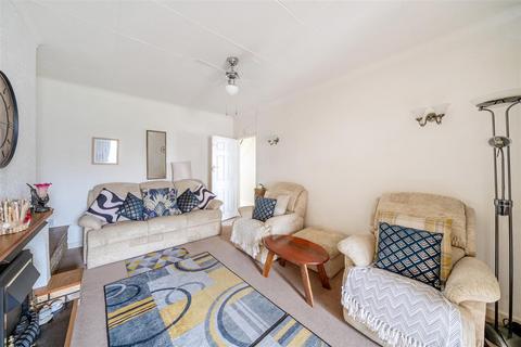 undefined, Heol Cae Tynewydd, Loughor, Swansea