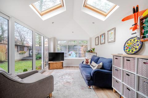 4 bedroom detached house for sale, Richmond Close, Devizes