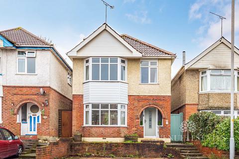3 bedroom detached house for sale, Yarmouth Road, Poole BH12