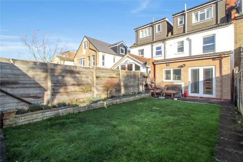 4 bedroom terraced house for sale, Fleetwood Avenue, Westcliff-on-Sea, Essex, SS0