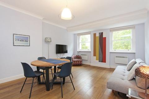 1 bedroom flat for sale, Westbourne Terrace, London W2