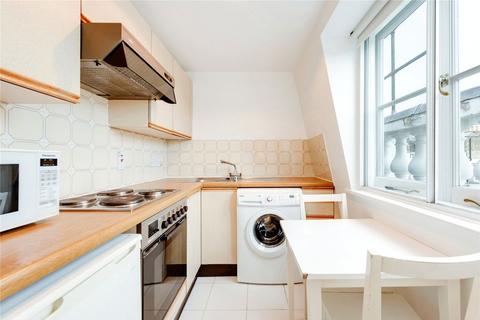 Studio to rent, Onslow Gardens, London SW7