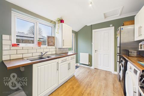 3 bedroom semi-detached house for sale, Lime Tree Avenue, Costessey, Norwich