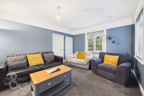 3 bedroom semi-detached house for sale, Lime Tree Avenue, Costessey, Norwich