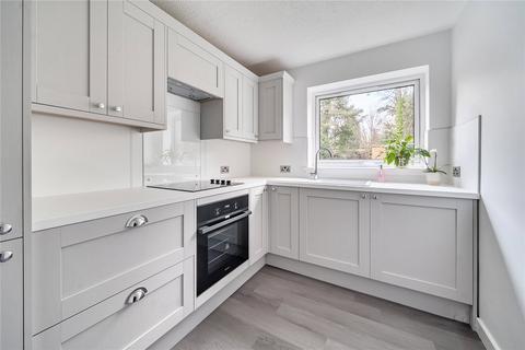 2 bedroom apartment for sale, Gordon Court, Camberley GU15