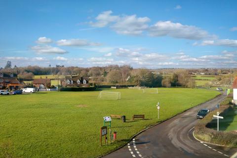 3 bedroom detached house for sale, Coleshill Lane, Winchmore Hill, Amersham, Buckinghamshire, HP7