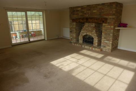4 bedroom detached house for sale, Foundry Lane, Biggleswade, SG18