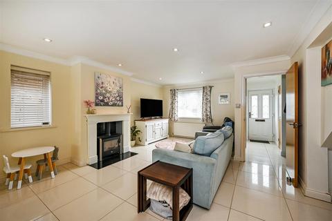 undefined, Barncroft Close, Tangmere