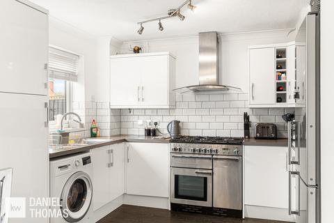 3 bedroom semi-detached house for sale, DANIEL THOMAS | Wren Drive, Margherita Road, Waltham Abbey, EN9 3TX