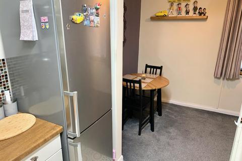 2 bedroom apartment for sale, Potter Hill, Pickering