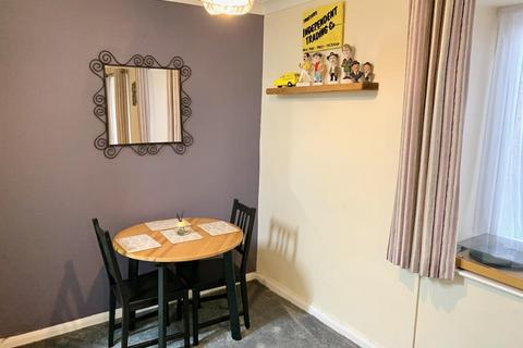 2 bedroom apartment for sale, Potter Hill, Pickering