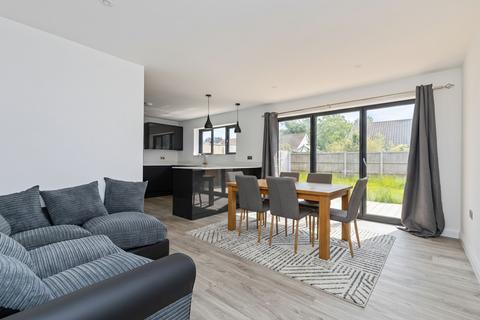 undefined, 16 Swanbourne Road, Littlehampton, BN17 6HS