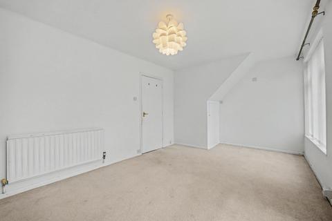 3 bedroom semi-detached house for sale, Arden Way, Market Harborough LE16