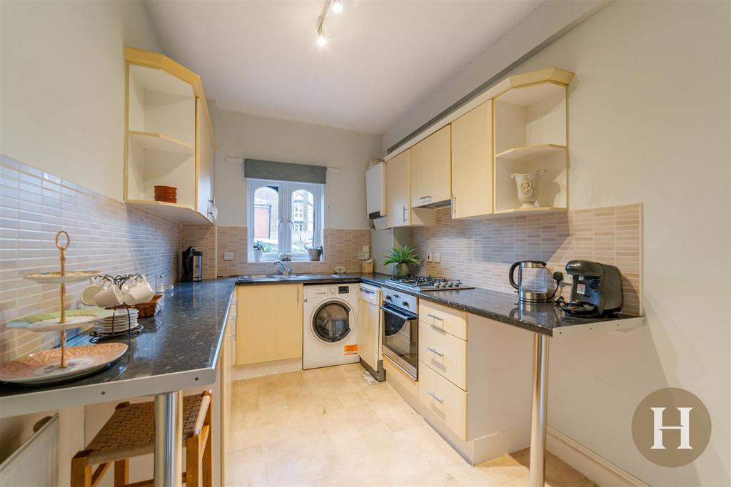 Hadleigh Estate Agents-10.jpg