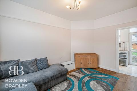 3 bedroom terraced house for sale, Coniston Gardens, Redbridge, IG4