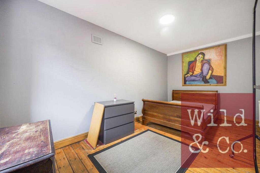 Rupert House - Vey P6 Mz Jk539 OZg Lrmdw.jpg