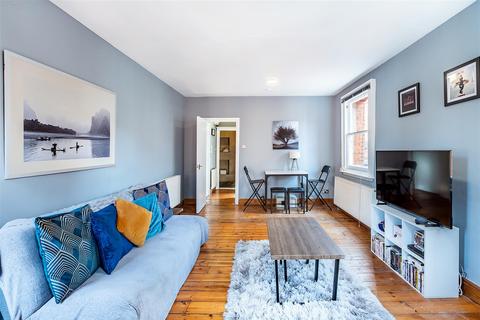 1 bedroom flat for sale, Tisbury Court, London