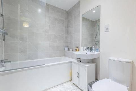 3 bedroom terraced house for sale, Lily Court, Leyland