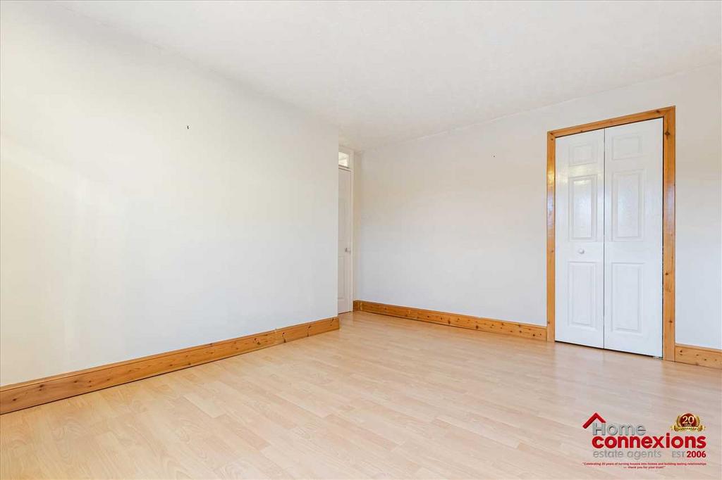 Bedroom One (2)