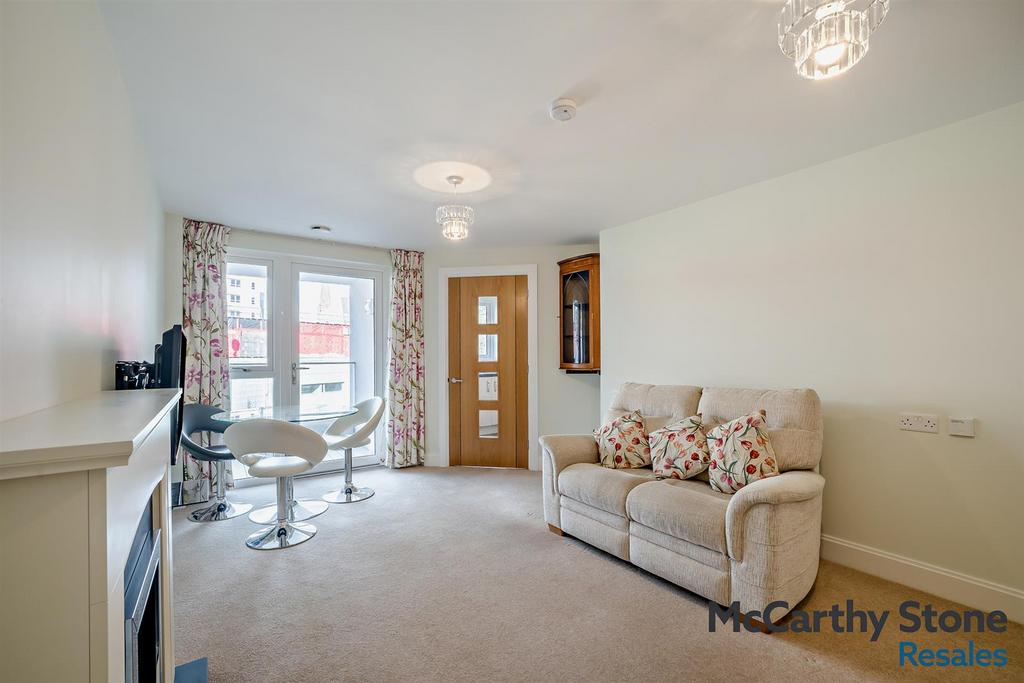 8677867-interior12-800.jpg