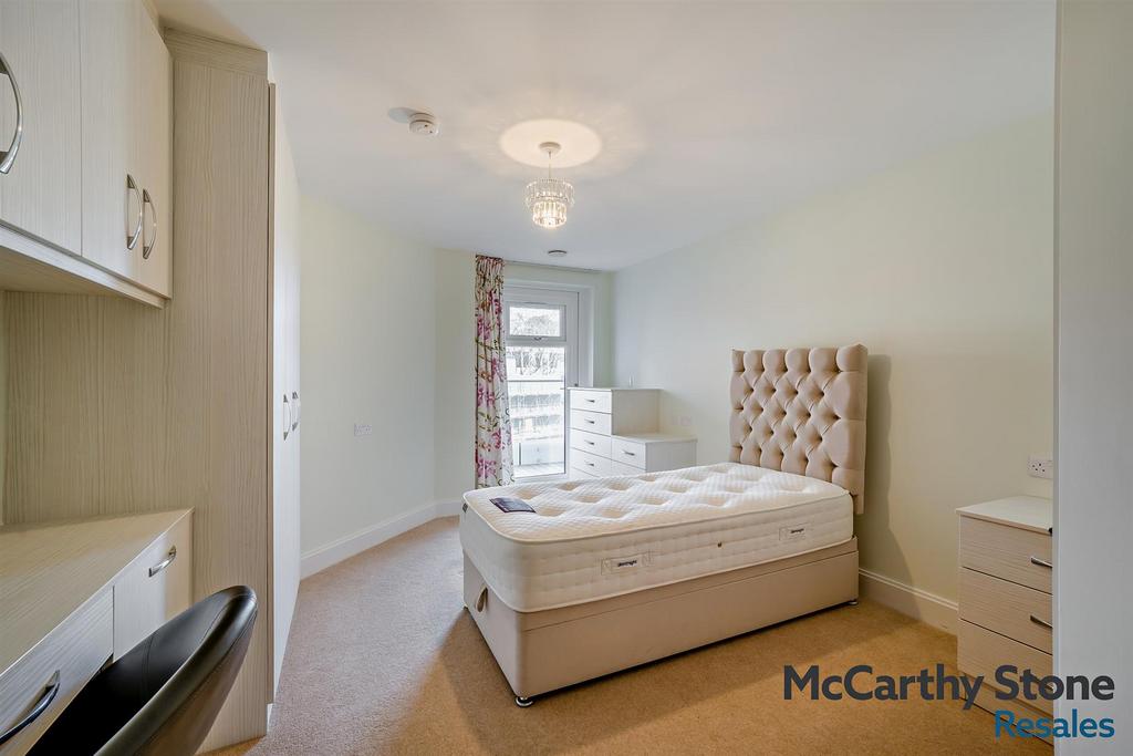 8677867-interior02-800.jpg